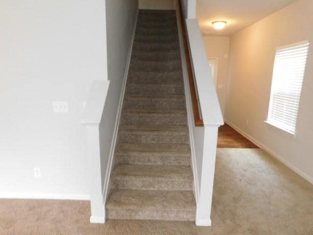 Building Photo - 152 Fern Walk