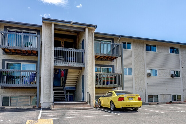 Building Photo - 5034 El Camino Dr