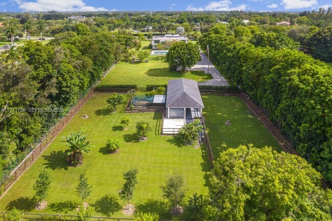 Building Photo - 14305 Stirling Rd