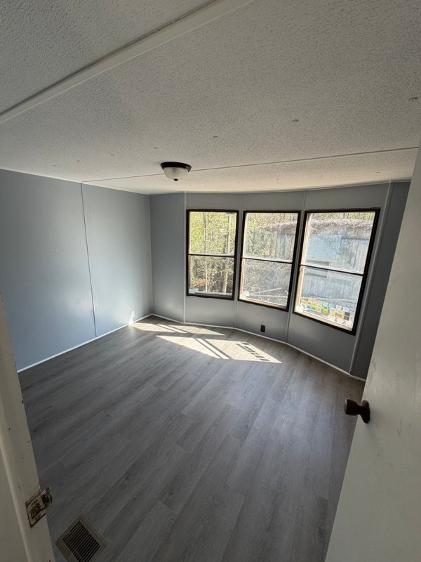 Building Photo - 2528 Pinnacle Dr
