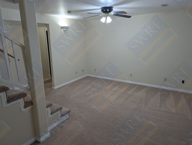 Building Photo - 160 W 2nd N