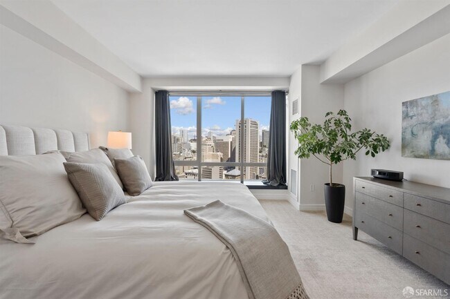 Building Photo - 765 Market St