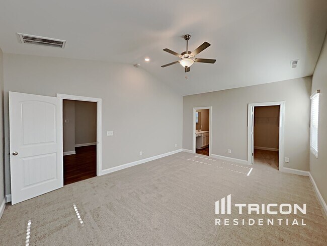 Building Photo - 505 Legacy Dr