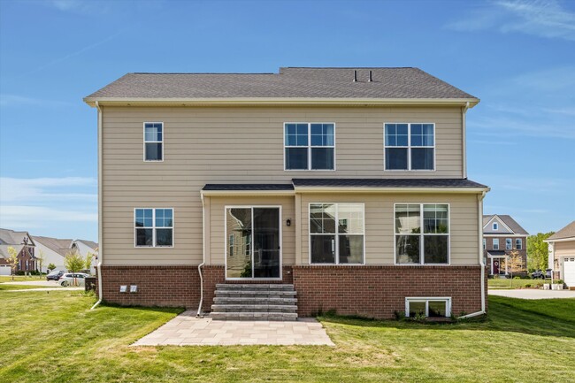 Building Photo - 6370 Avalon Wy