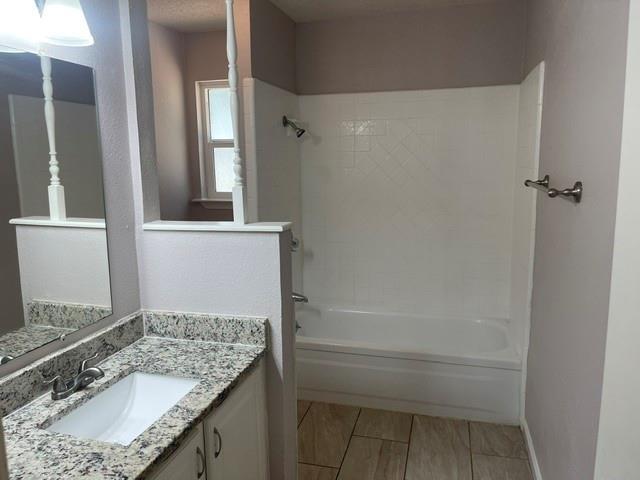 Building Photo - 2232 Shady Brook Dr