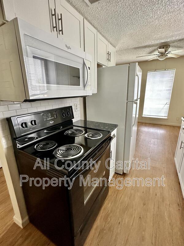 Building Photo - 3438 Willowrun Dr