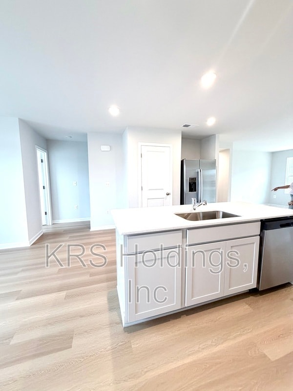 Building Photo - 315 Oldfield Dr