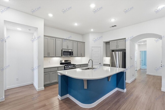 Building Photo - 3960 Chesapeake Ln