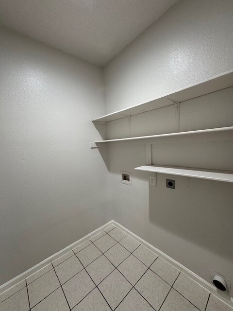 Building Photo - 2068 Pecan Creek Dr