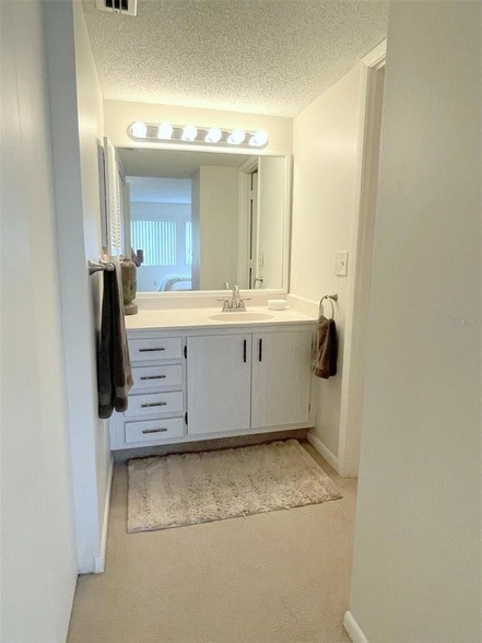 Building Photo - 4648 Longwater Chase