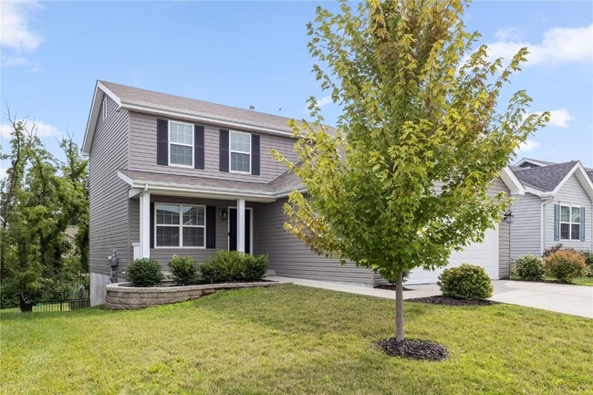 Building Photo - 945 Crestwood Ln