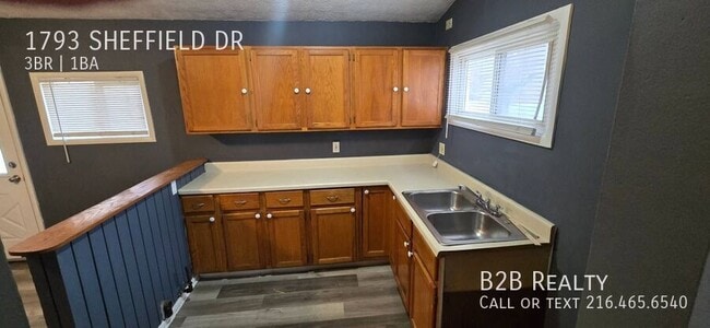 Building Photo - 1793 Sheffield Dr