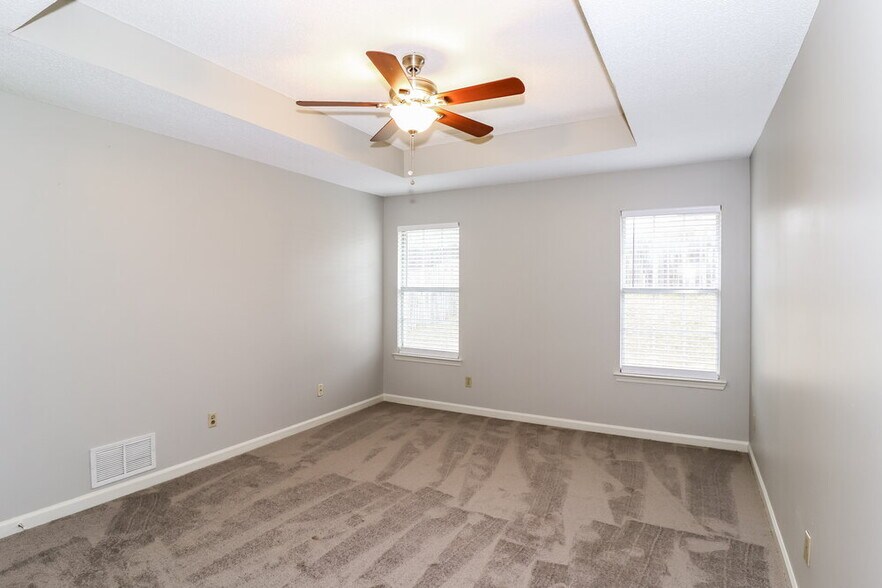 Building Photo - 1012 Spanish Trail Ln