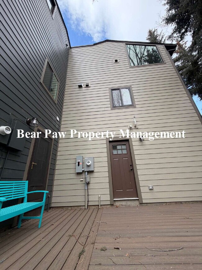 Building Photo - Spacious 2-Bed, 2-Bath Condo Retreat in Evergreen, CO!"