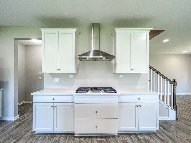 Building Photo - Silverleaf 4/3 w water view!!