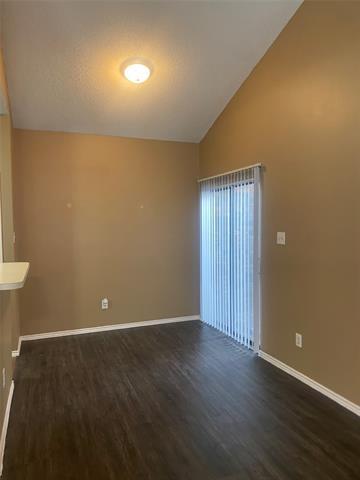 Building Photo - 1133 Southpointe Dr