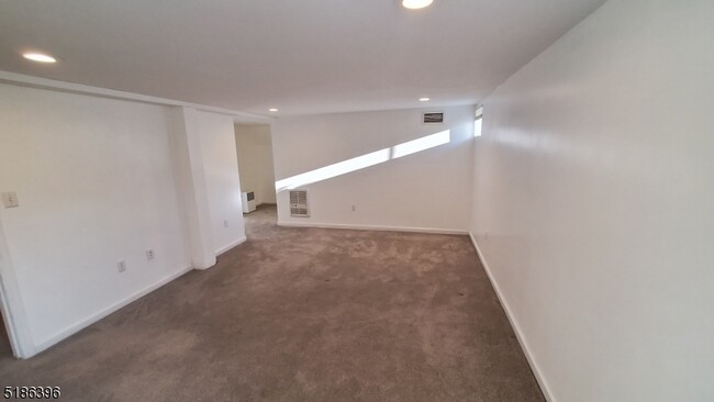 Building Photo - 269 Hazen Rd
