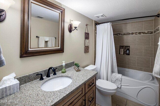 Building Photo - 5747 E Gelding Dr