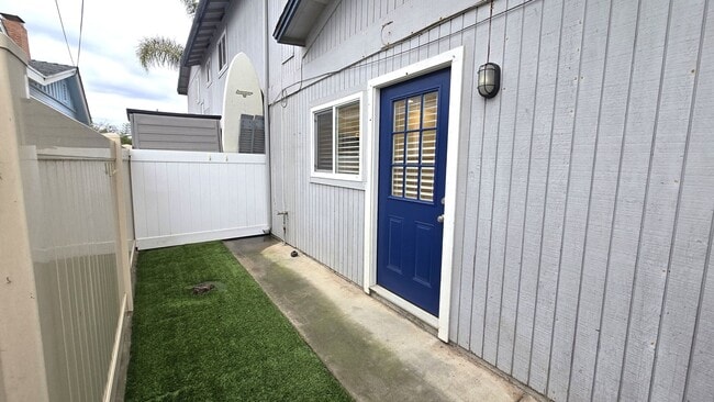 Building Photo - 542-546 3rd St