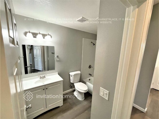 Building Photo - 4520 Pampas Cir