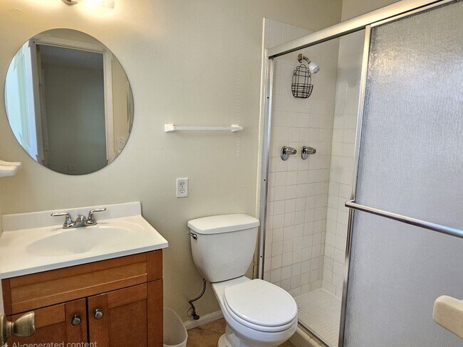 Building Photo - Annual Unfurnished 2 Bedroom 2 Bathroom Duplex with a Carport on Venice Island!