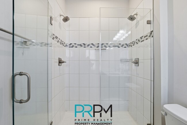 Building Photo - 49 Itasca Dr