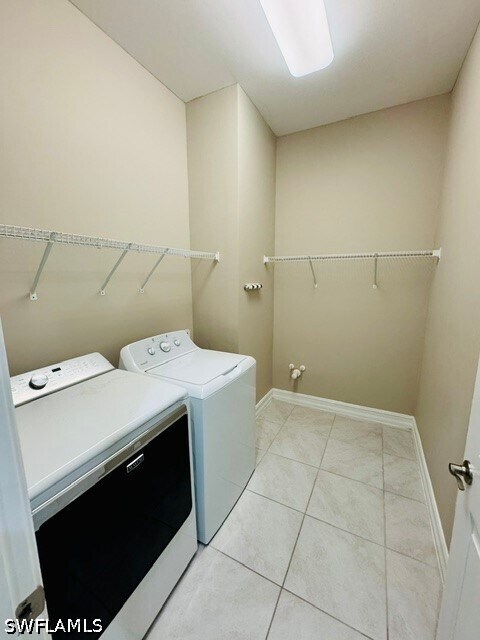 Building Photo - 1414 Mockingbird Dr