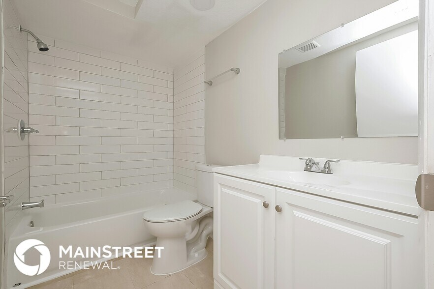 Building Photo - 7205 Moravian Dr