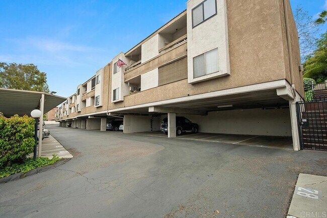 Building Photo - 6725 Mission Gorge Rd