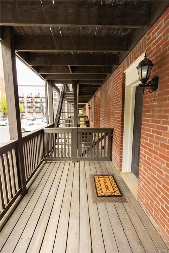 Building Photo - 5350 Pershing Ave