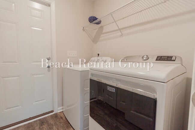 Building Photo - 3223 Merganser Dr