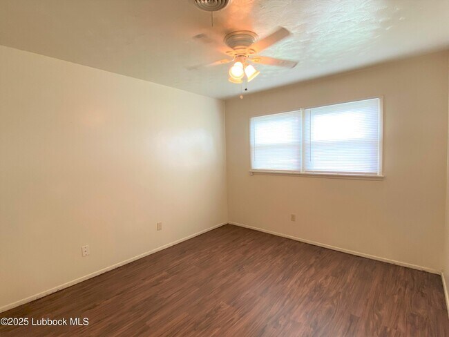 Building Photo - 5207 39th St