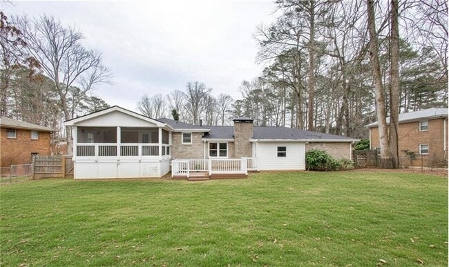 Building Photo - 3925 Chicamauga Dr