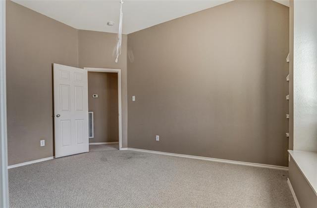 Building Photo - 5620 Sky Ridge Dr