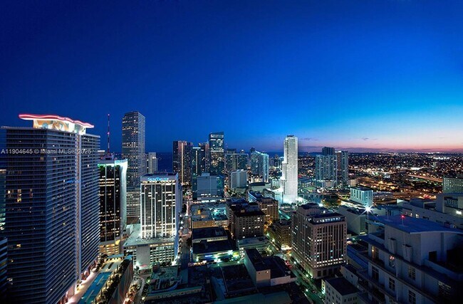 Building Photo - 253 NE 2nd St