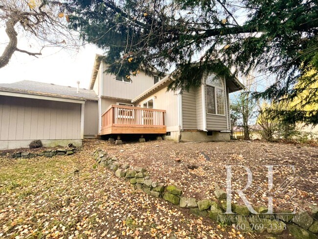 Building Photo - Stunning 3-Bedroom Home with Vaulted Ceilings, RV Parking & Fenced Yard!