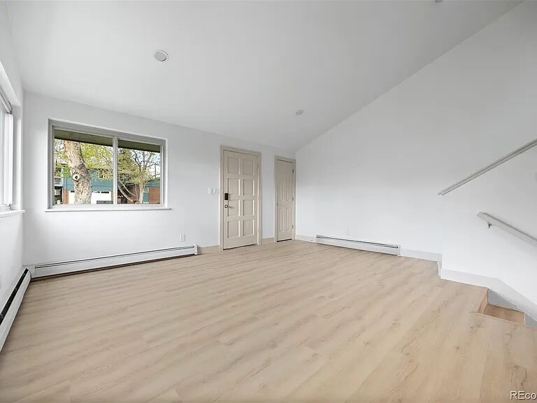 Building Photo - 1000 Zang St
