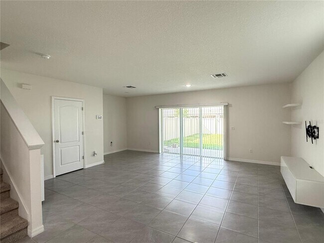 Building Photo - 9001 Wildflower Ln