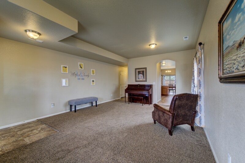 Building Photo - 9711 Desert Lily Cir