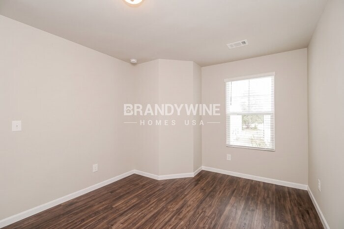 Building Photo - 213 Crestview Wy