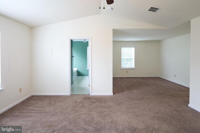 Building Photo - 929 Shenkle Dr