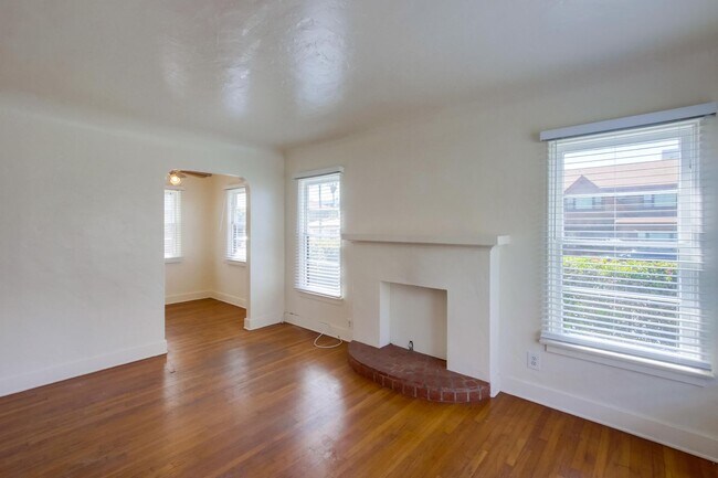 Building Photo - Spanish Garden Style Apartment Community