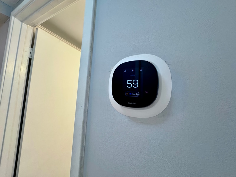 Building Photo - 2440 Glengyle Dr