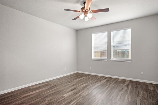 Building Photo - 217 Tributary Way
