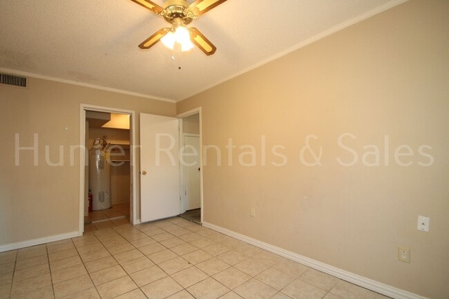 Building Photo - Two Story Willowsprings Home