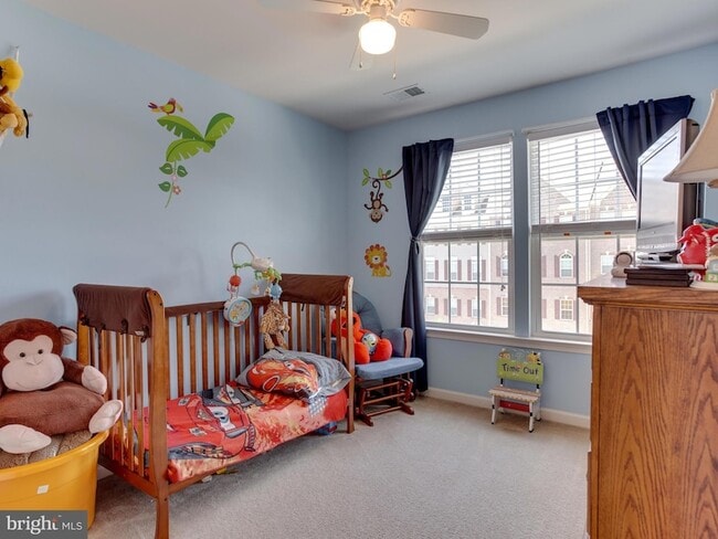 Building Photo - 8022 Forest Ridge Dr