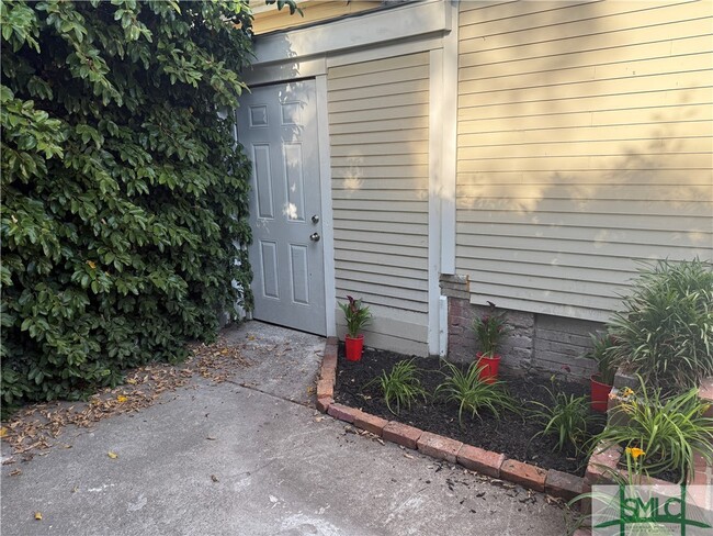 Building Photo - 1611 Abercorn St