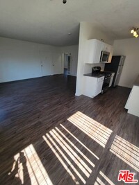 Building Photo - 3438 Mentone Ave