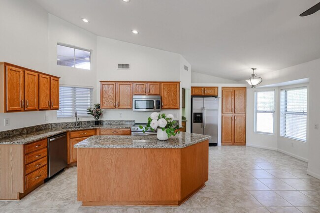 Building Photo - 3081 N 148th Dr