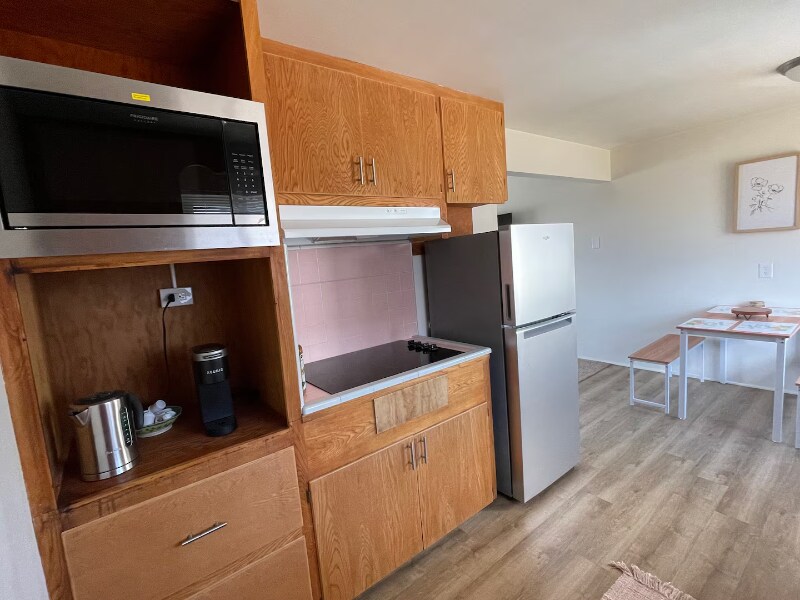 Building Photo - 255 Dunes St